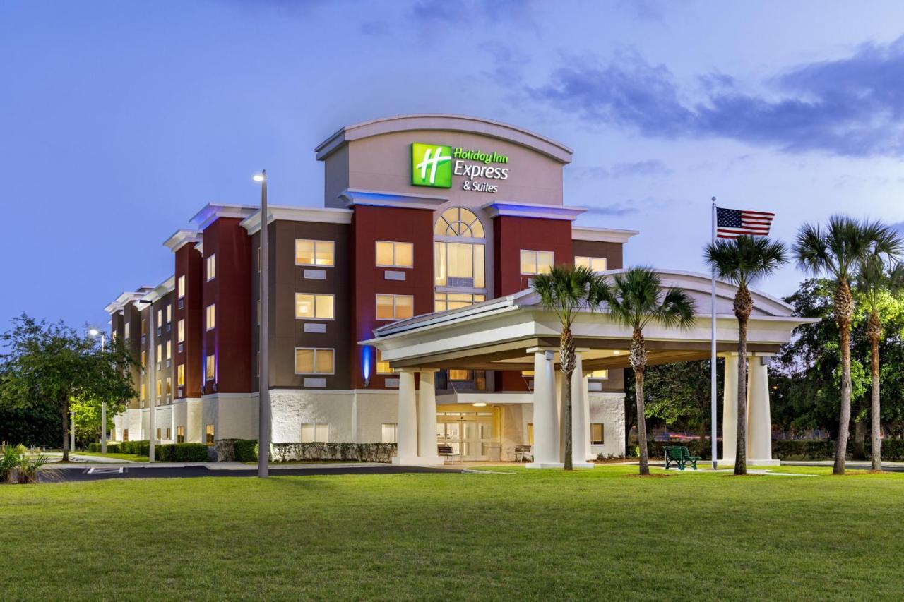 Holiday Inn Express Hotel & Suites Fort Pierce West By Ihg Exterior foto